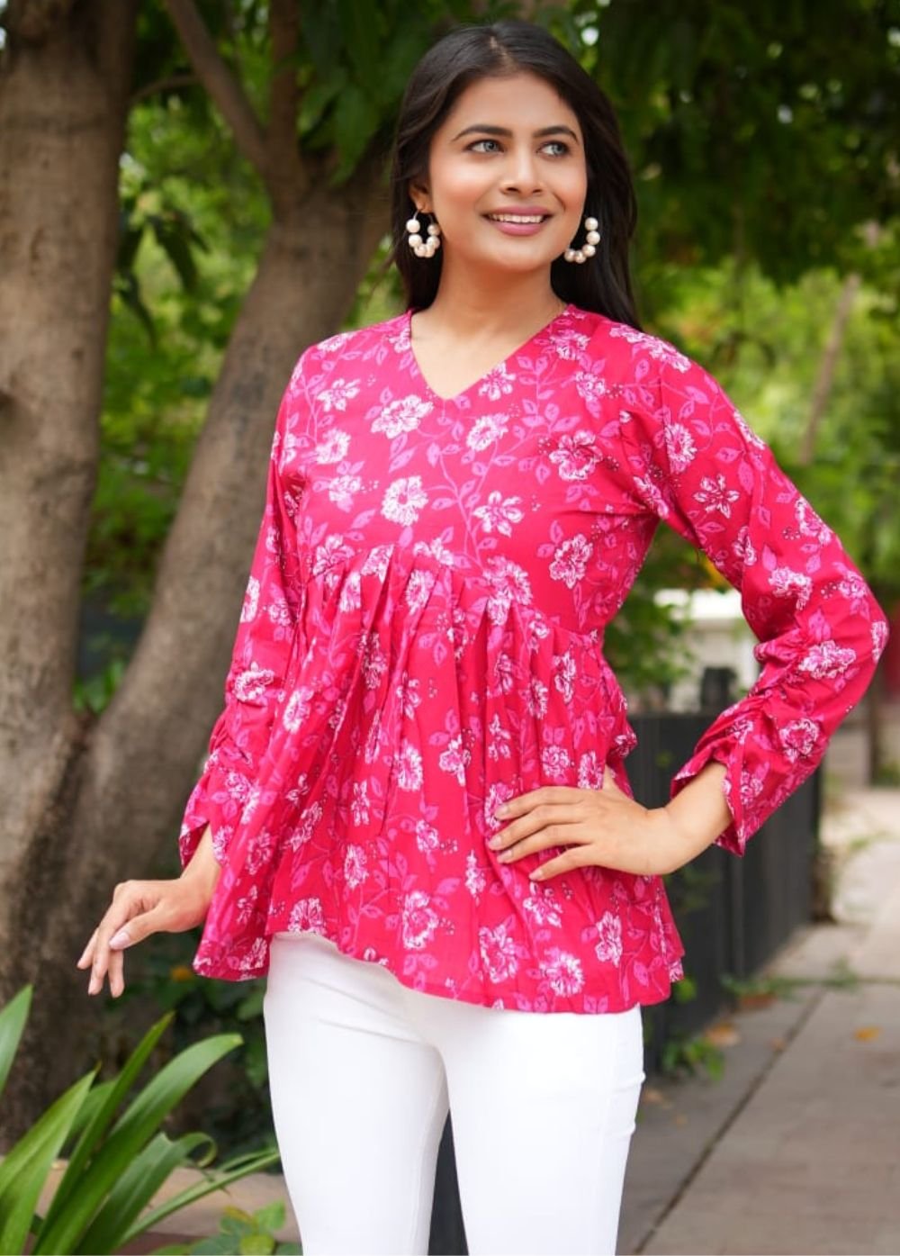 white and pink sleeveless peplum top white and pink sleeveless peplum top