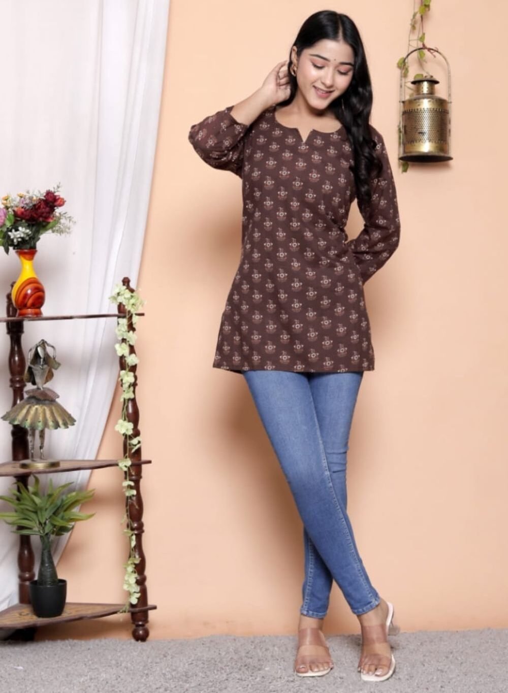 Home white and pink sleeveless peplum top